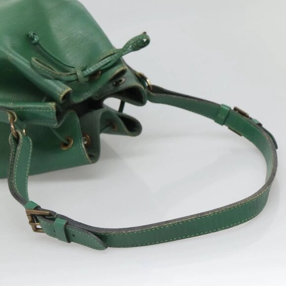 LOUIS VUITTON Epi Noe Shoulder Bag Green M44004 LV Auth 135420 - Picture 8 of 16